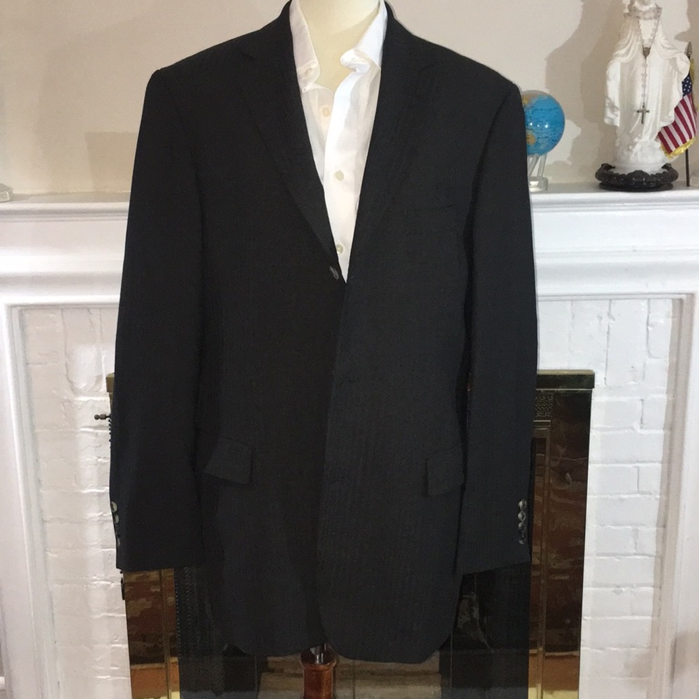 HUGO BOSS  Men's Suit
3 Button